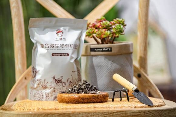 微生物有機肥可以直接施撒嗎，微生物有機肥的使用方法